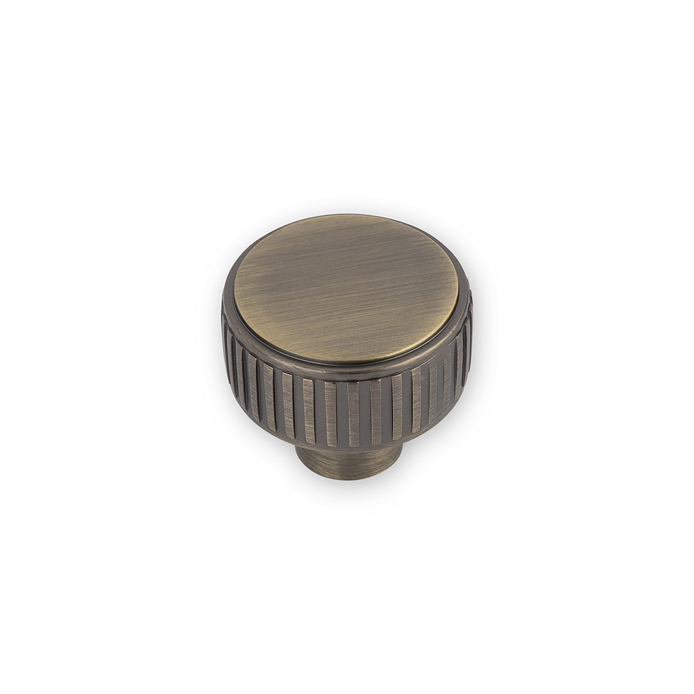 AURORA Round Side Reeded Knob - 35mm Diameter - Antique Brass (HB12-284)